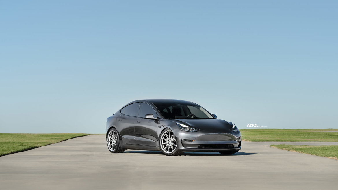 Grey Tesla Model 3 - ADV5.0 FLOWspec Wheels in Platinum