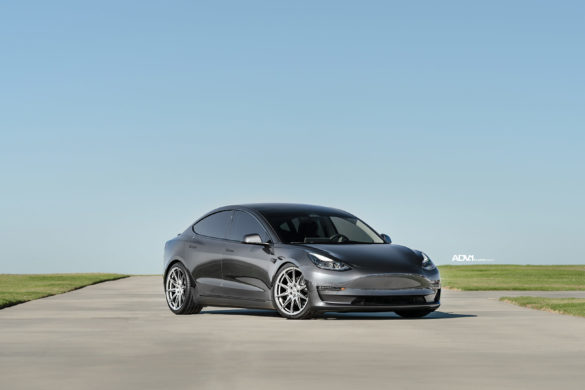 Grey Tesla Model 3 – ADV5.0 FLOWspec Wheels in Platinum
